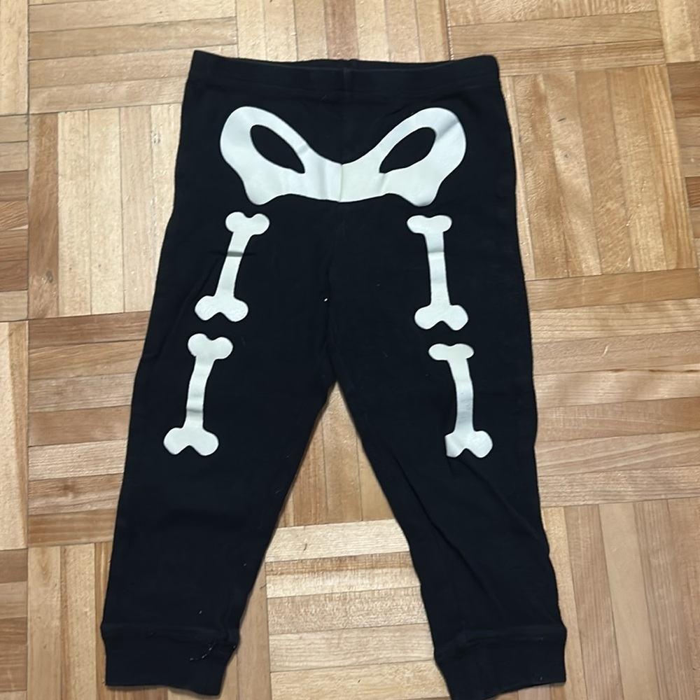 Skeleton Pyjamas - Picture 3 of 3